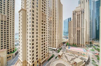 Apartment - 2 Bedrooms - 3 Bathrooms for rent in Rimal 1 - Rimal - Jumeirah Beach Residence - Dubai