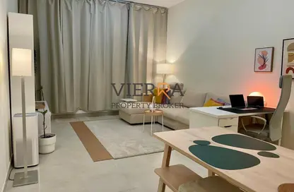 Apartment - 1 Bedroom - 2 Bathrooms for sale in Mazaya 5 - Queue Point - Liwan - Dubai Land - Dubai
