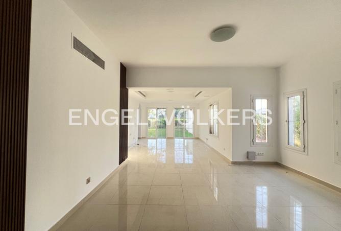 60517368 - Property Image 3