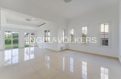 Villa - 3 Bedrooms - 3 Bathrooms for rent in Springs 2 - The Springs - Dubai