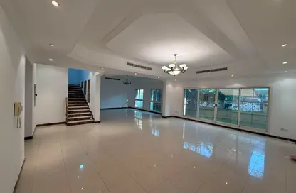 Villa - 4 Bedrooms - 5 Bathrooms for rent in Umm Suqeim 2 Villas - Umm Suqeim 2 - Umm Suqeim - Dubai