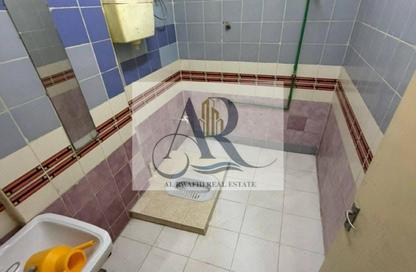 سكن عمال - استوديو - 8 حمامات للايجار في الجرف الصناعية 2 - الجرف الصناعية - عجمان