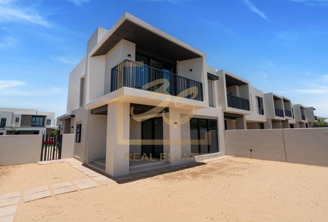 122472304 - Property Image 2