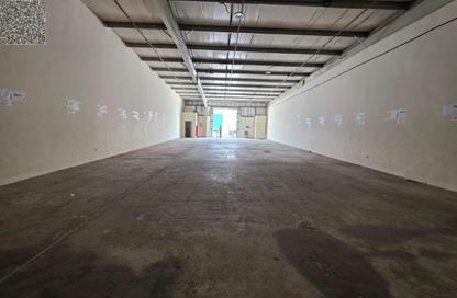 Warehouse - Studio for rent in Al Sajaa Industrial - Al Sajaa - Sharjah