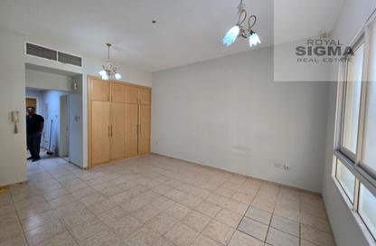 Apartment - Studio - 1 Bathroom for rent in Al Hamriya Building - Al Hamriya - Bur Dubai - Dubai