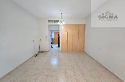 Apartment - Studio - 1 Bathroom for rent in Al Hamriya Building - Al Hamriya - Bur Dubai - Dubai Apartment - Studio - 1 Bathroom for rent in Al Hamriya Building - Al Hamriya - Bur Dubai - Dubai