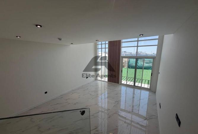 93138993 - Property Image 3