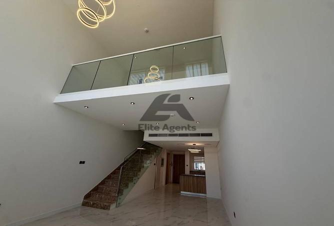 93138993 - Property Image 2