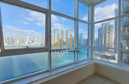 شقة - غرفة نوم - 2 حمامات للبيع في الخان - الشارقة