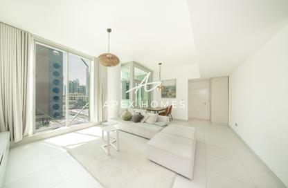 Apartment - 1 - 2 for rent in Panoramic Tower - Dubai Marina - Dubai