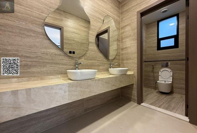 143734329 - Property Image 3