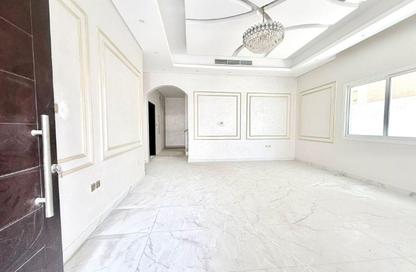 Villa - 5 Bedrooms - 7 Bathrooms for rent in Al Yasmeen 1 - Al Yasmeen - Ajman