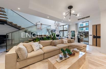 Villa - 4 - 6 for rent in Hyati Avenue - District 14 - Jumeirah Village Circle - Dubai