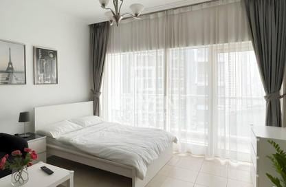 Apartment - Studio - 1 Bathroom for rent in Burj Al Nujoom - Downtown Dubai - Dubai