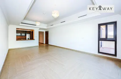 Apartment - 1 Bedroom - 2 Bathrooms for rent in The Residences South - Palm Jumeirah - Dubai