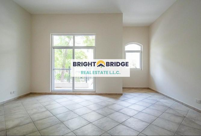 136572555 - Property Image 3