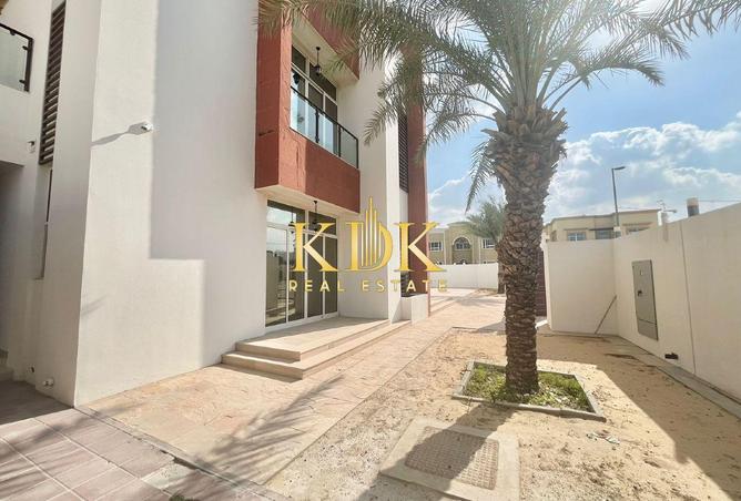 54000036 - Property Image 3