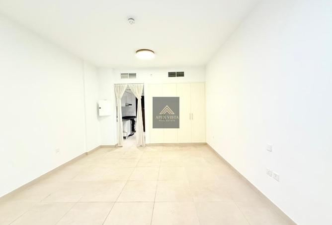 89213128 - Property Main Image