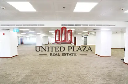 مكتب - استوديو للايجار في الدانه - أبوظبي