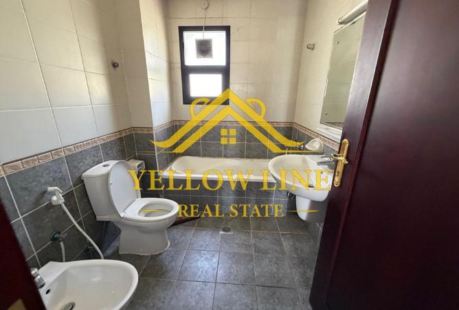 72304872 - Property Image 3