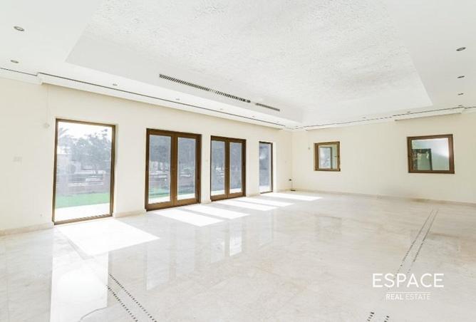 104690487 - Property Main Image