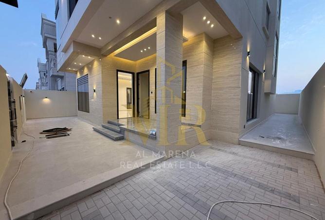 65788155 - Property Image 2