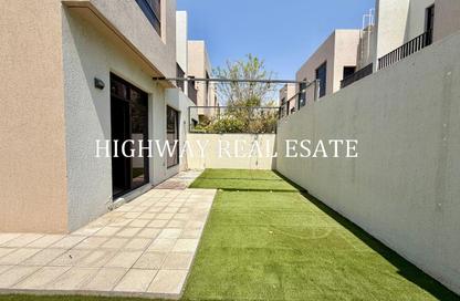 Townhouse - 2 - 4 for rent in Nasma Residence - Al Tai - Sharjah