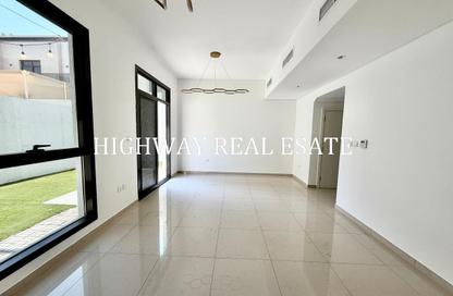 Townhouse - 2 - 4 for rent in Nasma Residence - Al Tai - Sharjah