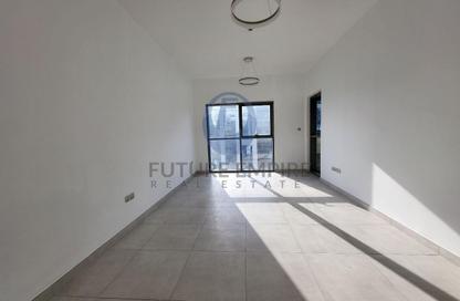 Apartment - 1 Bedroom - 2 Bathrooms for rent in Al Fahad 9 Building - Jumeirah Garden City - Al Satwa - Dubai