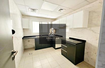 Apartment - 2 Bedrooms - 2 Bathrooms for rent in Muwailih Building - Muwaileh - Sharjah