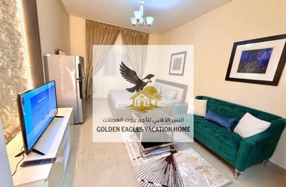 Apartment - Studio - 1 Bathroom for rent in Al Majaz 3 - Al Majaz - Sharjah Apartment - Studio - 1 Bathroom for rent in Al Majaz 3 - Al Majaz - Sharjah