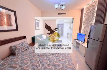 Apartment - Studio - 1 Bathroom for rent in Al Majaz 3 - Al Majaz - Sharjah Apartment - Studio - 1 Bathroom for rent in Al Majaz 3 - Al Majaz - Sharjah