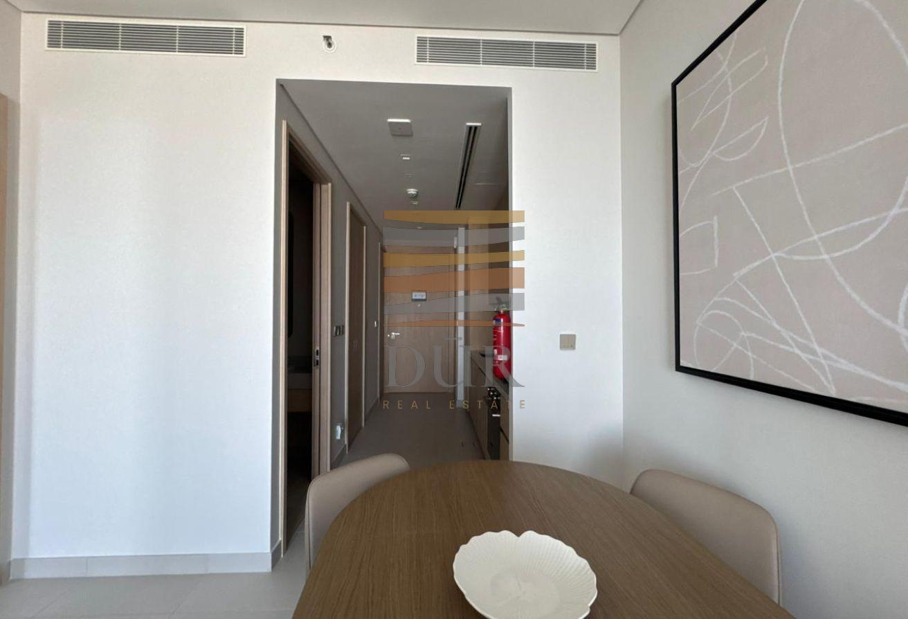 Fully Furnished | Available Now | High Floor photo 2