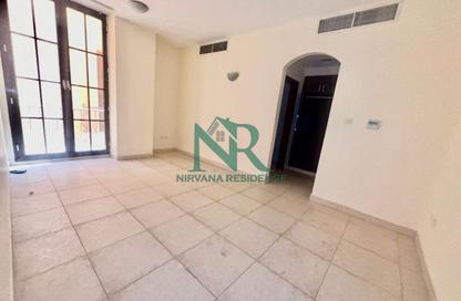 Villa - 4 Bedrooms - 6 Bathrooms for rent in Khalifa Park - Eastern Road - Abu Dhabi Villa - 4 Bedrooms - 6 Bathrooms for rent in Khalifa Park - Eastern Road - Abu Dhabi
