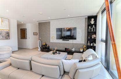 Apartment - 3 Bedrooms - 5 Bathrooms for rent in Residence 110 - Business Bay - Dubai