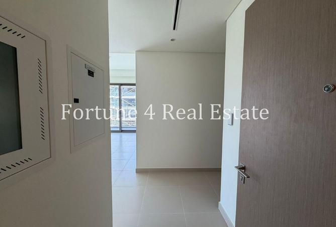 73851945 - Property Image 2