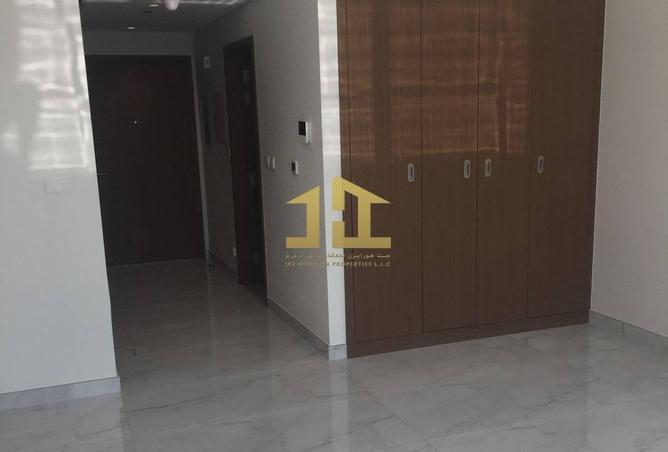 103705578 - Property Main Image