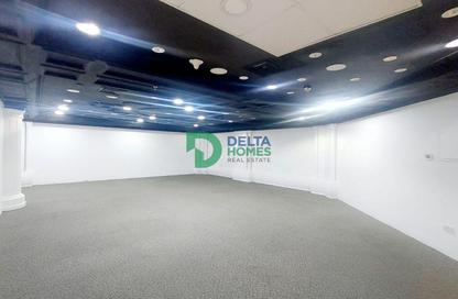 Shop - Studio for rent in Pyramid Centre - Oud Metha - Bur Dubai - Dubai