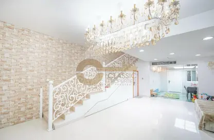 فيلا - 4 غرف نوم - 5 حمامات للبيع في فالنسيا بارك - منطقة 15 - قرية جميرا الدائرية - دبي