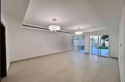 Villa - 3 Bedrooms - 3 Bathrooms for rent in Springs 1 - The Springs - Dubai