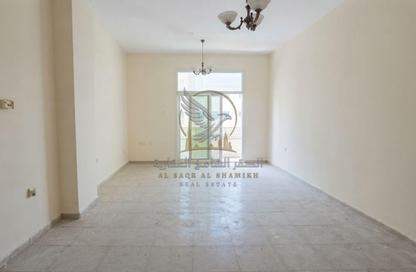 Apartment - 1 - 2 for rent in Al Qulaya'ah - Al Sharq - Sharjah