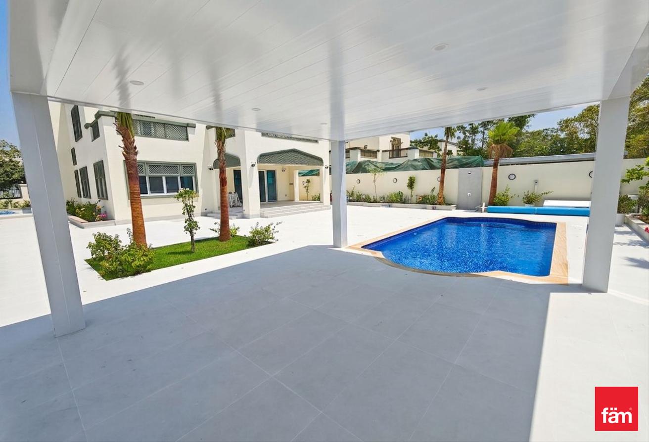 Upgraded | Modern Finishings | Corner | Pool | New photo 24