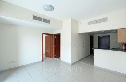 Apartment - 1 Bedroom - 2 Bathrooms for sale in Cricket Tower - Dubai Sports City - Dubai
