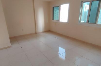 Apartment - 1 Bedroom - 1 Bathroom for rent in Qasimia 10 building - Al Mahatta - Al Qasimia - Sharjah