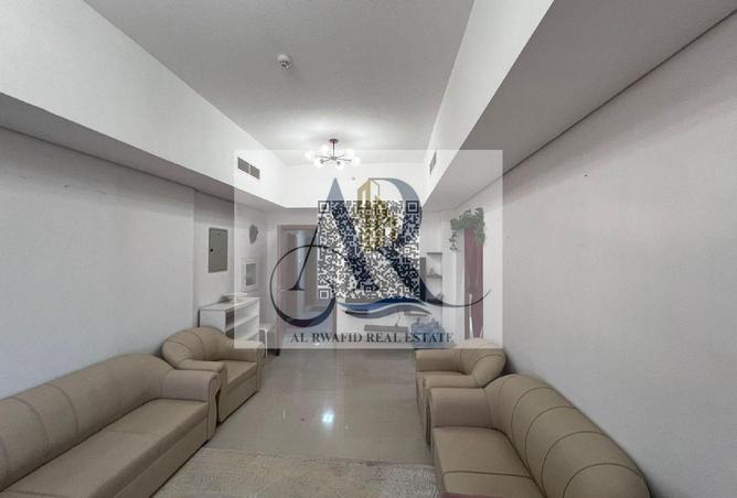 96528001 - Property Image 2