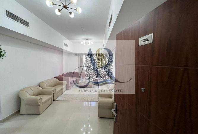 96528001 - Property Image 3
