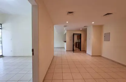 Apartment - 3 Bedrooms - 2 Bathrooms for rent in Al Ghaf 2 - Al Ghaf - Greens - Dubai