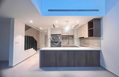 Townhouse - 4 - 4 for sale in Mudon Al Ranim 5 - Mudon - Dubai