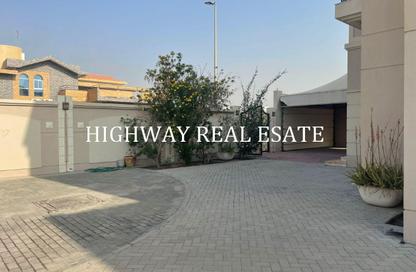Villa - 5 - 7 for rent in Al Falaj - Al Riqqa - Sharjah Villa - 5 - 7 for rent in Al Falaj - Al Riqqa - Sharjah