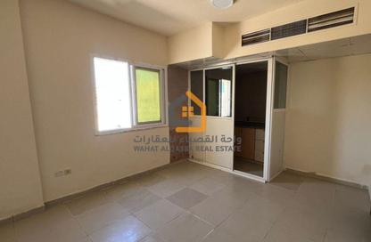 Apartment - Studio - 1 Bathroom for rent in Al Qulaya'ah - Al Sharq - Sharjah